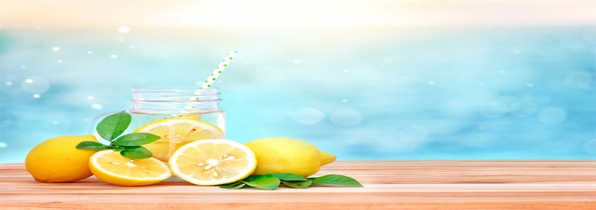 Причины по которым стоит полюбить пить лимонную воду